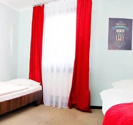 Glow Hostel *